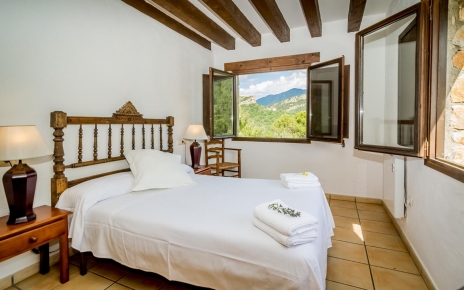 Double bedded roon